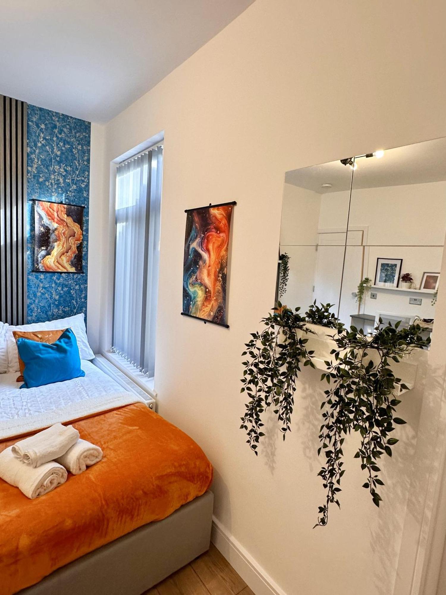 R4 Luxury Studio En-Suite Room In Harborne Lane By Queen Elizabeth Hospital Birmingham Exterior photo