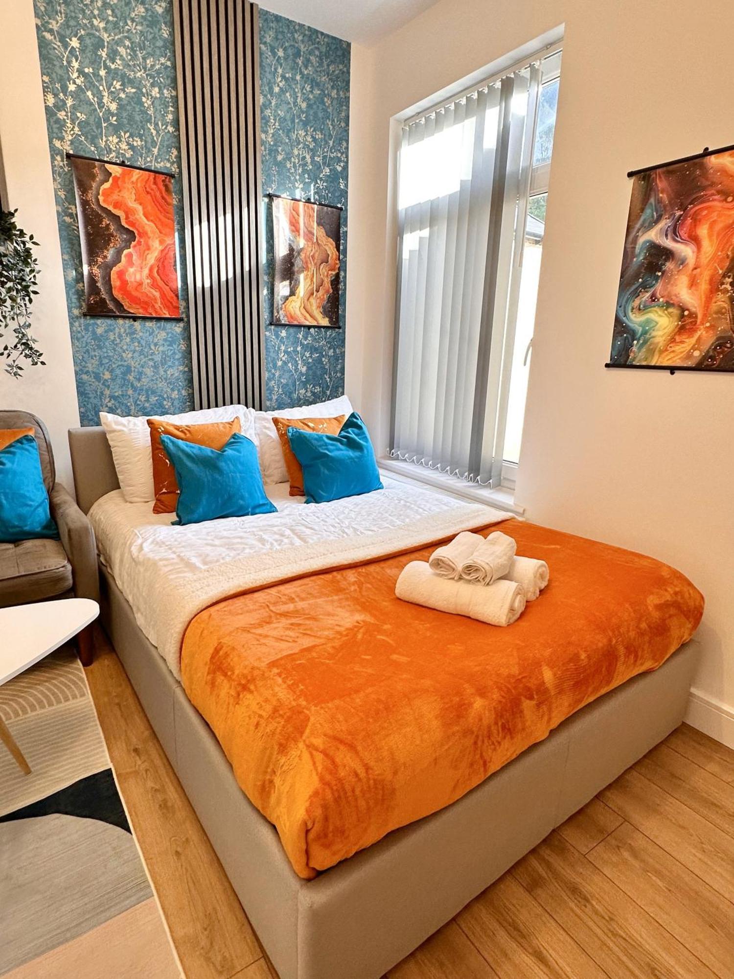 R4 Luxury Studio En-Suite Room In Harborne Lane By Queen Elizabeth Hospital Birmingham Exterior photo